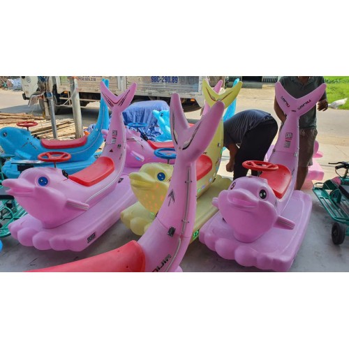 Xe điện cá phát sáng 