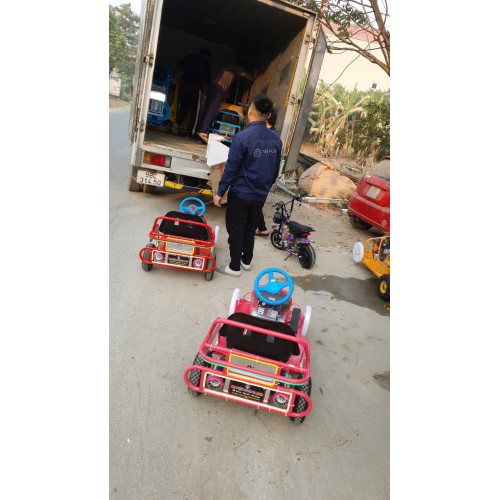 Ô tô điện bánh phát sáng